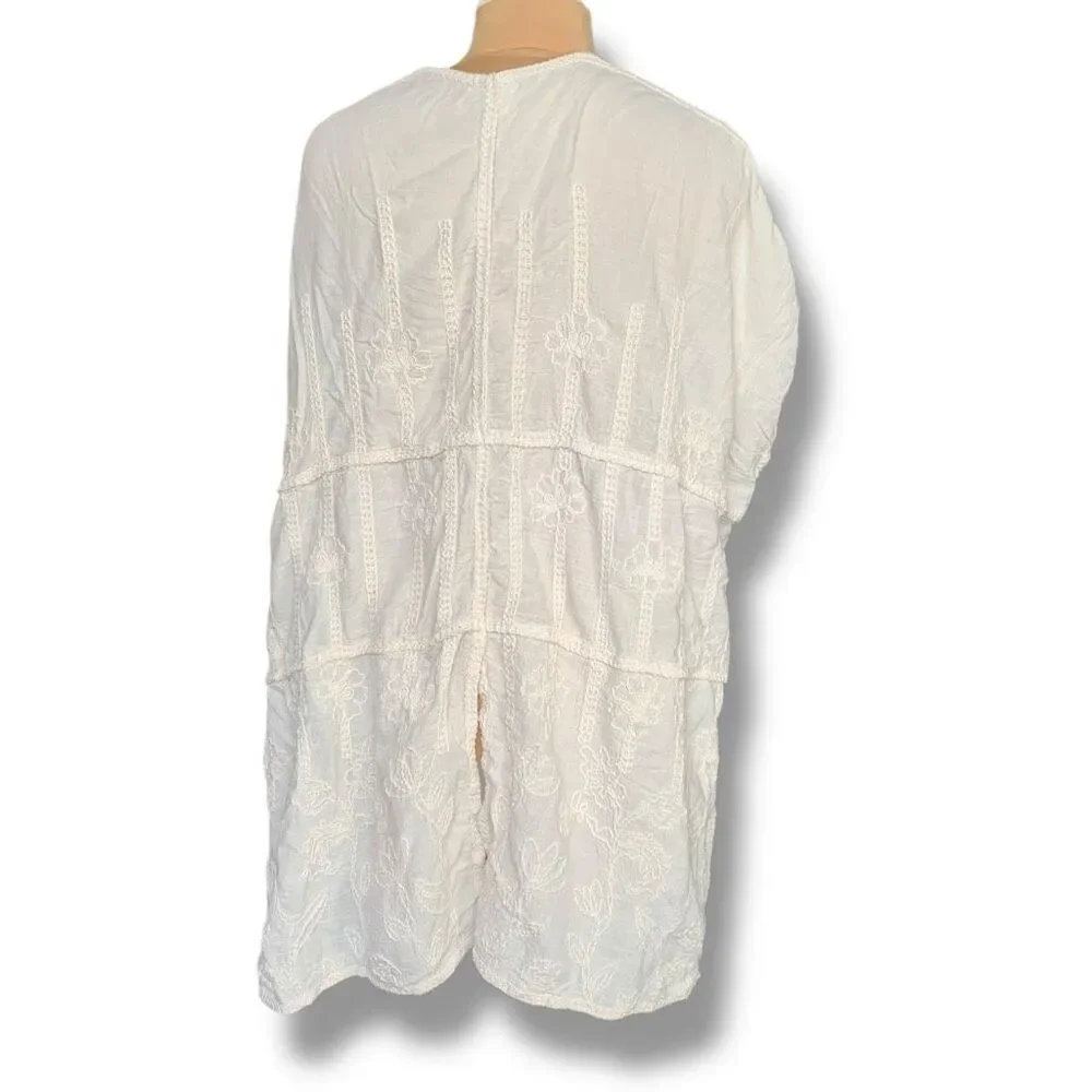 Chico’s White Embroidered Boho Floral Kimono‎ Open Front Drape Cardigan One Size